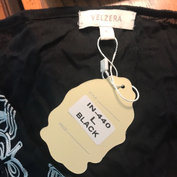 🆕 Velzera Boho Floral Embroidered & Crochet Tunic - Picture 7 of 7